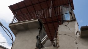 Земетресение с магнитуд 6,2 разтърси Индонезия