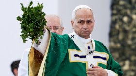 Папа Лъв XIV в Лурд: Срещна се с жертви на сексуално насилие от духовници