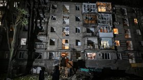 Деца и едномесечно бебе пострадаха при руски атаки в Украйна, шофьор на линейка е убит