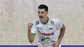 Алекс Николов поведе България към успех над Китай в Лигата на нациите