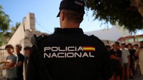 Засилват охраната около Сеута заради призиви за нов щурм на границата