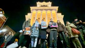 Да протестираш стана "тренди", но на избори младите не гласуват - защо?