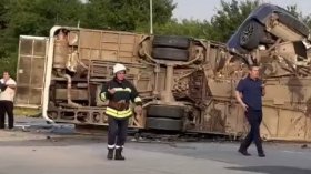 Тежка катастрофа в София със загинал и много ранени, ударили са се автобус и коли