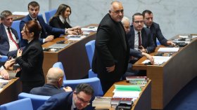 Бюджетът не е правен с мисъл за избори, а заради проблемите след Еврозоната