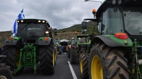 Гръцки фермери отново блокираха магистралата от Серес към "Промахон"
