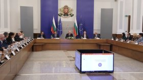 Радев разкри тревожни данни: Над 30% от обществените поръчки са само с един кандидат