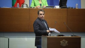 Василев: Защо Радев крие бюджета от българите преди изборите?