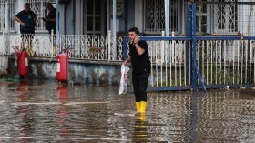 12 души пострадаха след проливни дъждове в Турция
