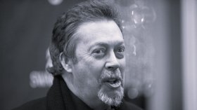 Почина звездата от "Роки Хорър" Тим Къри