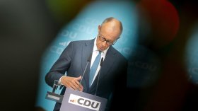 Мерц потресен от победата на "Алтернатива за Германия", допусна първи премиер от редиците ѝ