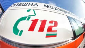 Кола блъсна млада жена край зала "Универсиада" в София