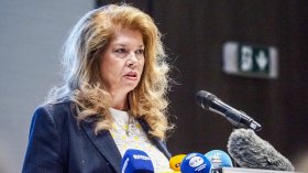 Президентът Йотова назначи новия състав на ЦИК