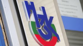 Бюджетът на НЗОК мина на косъм, напрежение около парите за младите лекари