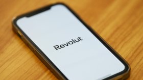 Измамници заблудиха Revolut и взеха данните на 680 клиенти 