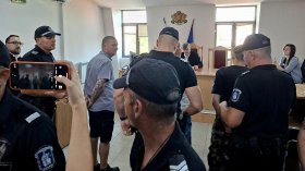 Обвиняемите от "Кръв и чест" се изправят пред съда