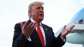 Белият дом: Тръмп не е направил нищо нередно в отношенията си с Джефри Епстийн