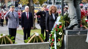 Йотова и Стоянов отбелязаха Деня на българската авиация и ВВС (СНИМКИ)