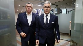 Гюров и Кандев печелят изборите в чужбина с голяма преднина