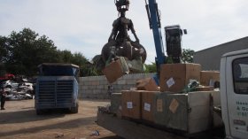 Във Варна унищожиха голямо количество фалшификати на световни марки