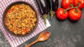 Капоната - сицилианска рецепта с патладжани и маслини