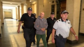 Съдът остави в ареста обвинения за палежите на автомобили в София&nbsp;