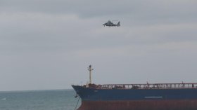 Ще опитат да изтеглят танкера Kairos на пристанището в Бургас