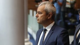 "Възраждане" поиска Мирчев да напусне политиката и доведе в НС доставчика на храна от екшъна
