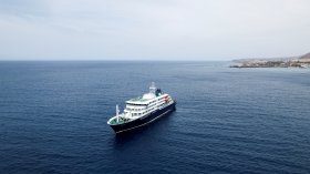Корабът с хантавирус няма да акостира на Канарските острови