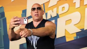 Емблематични актьори се събраха за 25 години "Бързи и яростни" на екран (СНИМКИ)