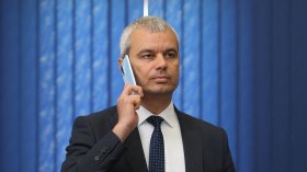 Костадин Костадинов очаква избори най-късно през април