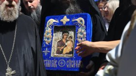 Хавайската икона на Богородица предизвика фурор в София, миряните видяха чудотворно миро