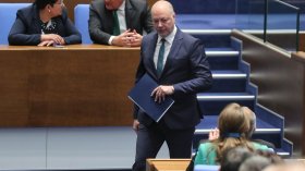 Ще падне ли правителството след протестите и вота на недоверие?