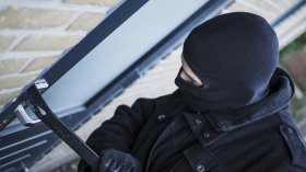 Крадци опитаха да задигнат банкомат във Вълчедръм с помощта на кола