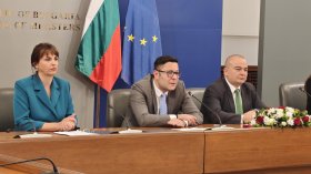Заради скъпите горива: Правителството предложи пакет от мерки за над 300 млн. евро