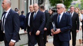 Радев в Деня на Ботев: Всяко поколение носи отговорност пред българската свобода