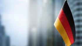 Германия гони 70 служители на руското консулство в Бон