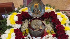 Честната глава на Св. Климент Охридски събра стотици вярващи в Стара Загора (ВИДЕО)