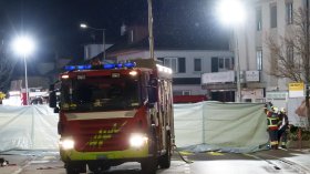 Петима души са в неизвестност след пожар в швейцарския град Тузис