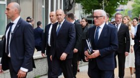 Радев ще наблюдава дейността на МВР, МВнР и службите, Пеканов - НСИ