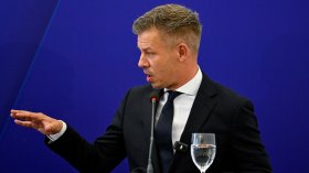 Унгарският парламент отне имунитета на премиера Петер Мадяр