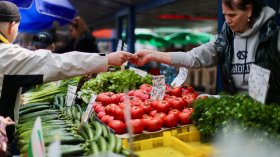 Основни хранителни стоки поевтиняват на борсите у нас