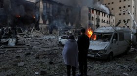 Най-малко две жертви и над 10 ранени след масираните удари в Киев