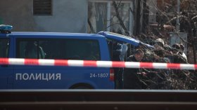 Водещата версия за трагедията в Исперих: Бащата убил дъщерите си с нож преди дни