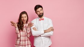 Кой командва вкъщи: Мъжете имат превес, но щастието е в ръцете на жените (ВИДЕО)