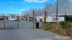 Голям пожар избухна в Регионалното депо за отпадъци край Ракитница