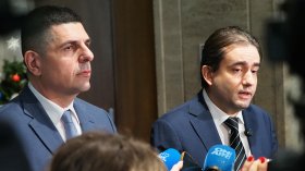  Мирчев и Божанов поискаха да забрани на НСО да охранява депутати
