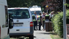 Малък самолет се вряза в жилище в Германия и уби двама души