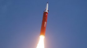 Северна Корея порази цел на 1000 км с хиперзвукова ракета