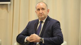 Радев: НС да реши за разполагането на американски самолети-цистерни в база "Безмер"