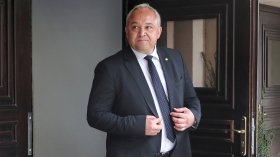 Демерджиев след оставката на Кандев: Мъжете говорят директно, а не във Facebook